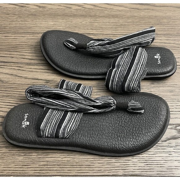 Sanuk Shoes - Sanuk Yoga Mat Sling 2 Black White Chevron Flip Flop Sandals Womens Size 7